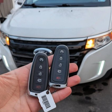 Car keys and fobs